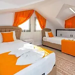 4 Bedroom In Hisaroenue Oeluedeniz- Gold Rose *