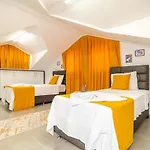 4 Bedroom In Hisaroenue Oeluedeniz- Gold Rose 페티예