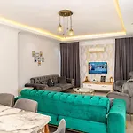 빌라 4 Bedroom In Hisaroenue Oeluedeniz- Gold Rose *