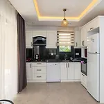 4 Bedroom In Hisaroenue Oeluedeniz- Gold Rose 빌라 페티예