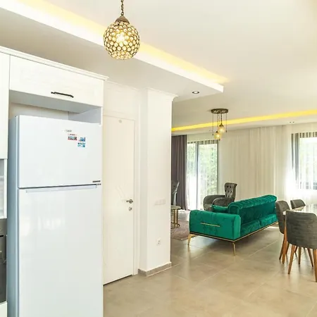 4 Bedroom In Hisaroenue Oeluedeniz- Gold Rose Willa