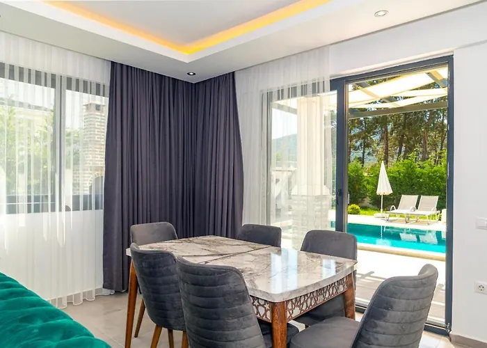 4 Bedroom In Hisaroenue Oeluedeniz- Gold Rose ヴィラ フェティエ