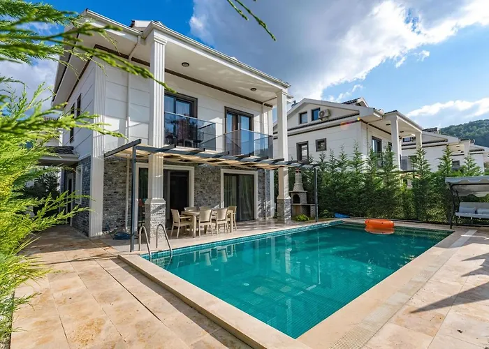 4 Bedroom In Hisaroenue Oeluedeniz- Gold Rose * フェティエ