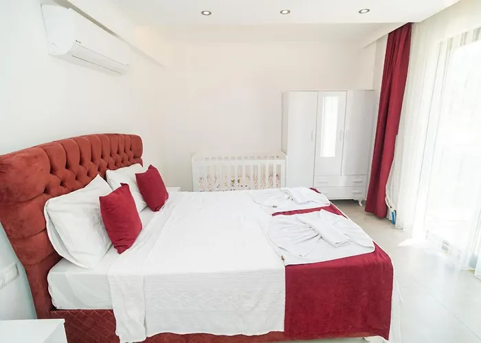 4 Bedroom In Hisaroenue Oeluedeniz- Gold Rose *