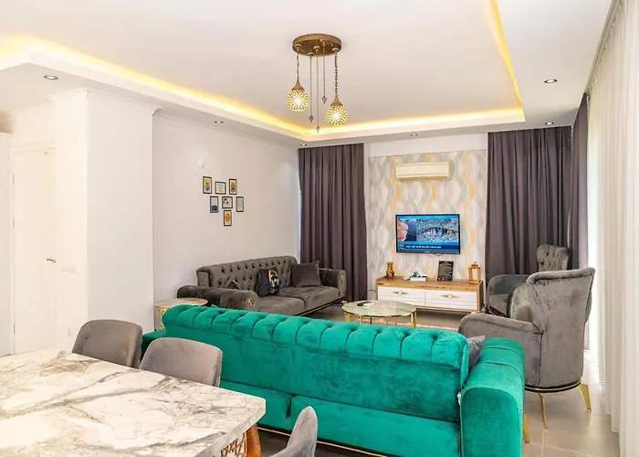 Villa 4 Bedroom In Hisaroenue Oeluedeniz- Gold Rose *