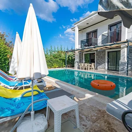 4 Bedroom In Hisaroenue Oeluedeniz- Gold Rose * フェティエ