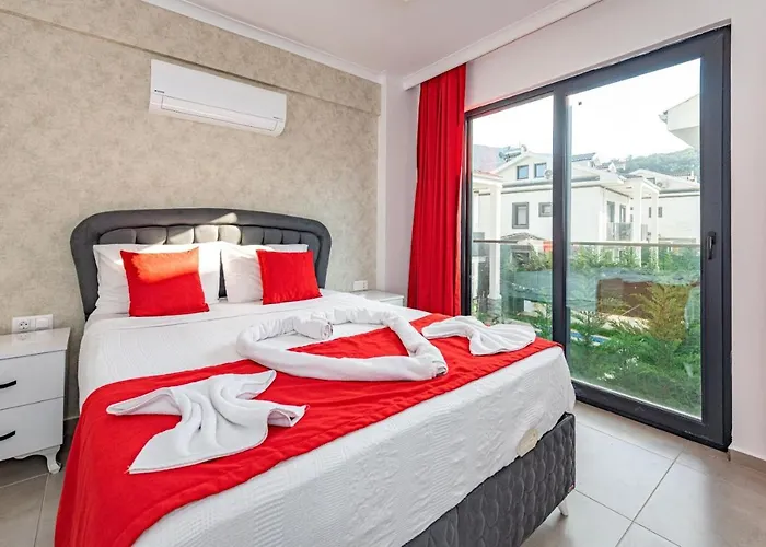 4 Bedroom In Hisaroenue Oeluedeniz- Gold Rose Villa